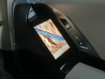 750e xDrive M Sport Pro|TV-Fond-Entertainment