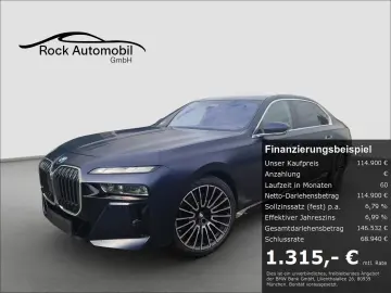740 d xDrive M Sport B&W NP 189t €  Regierungsfa