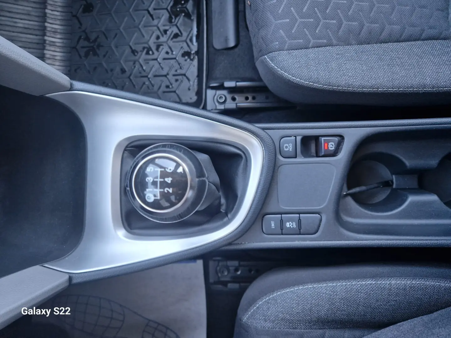 Toyota Yaris Cross 1.5 l 6MT Active