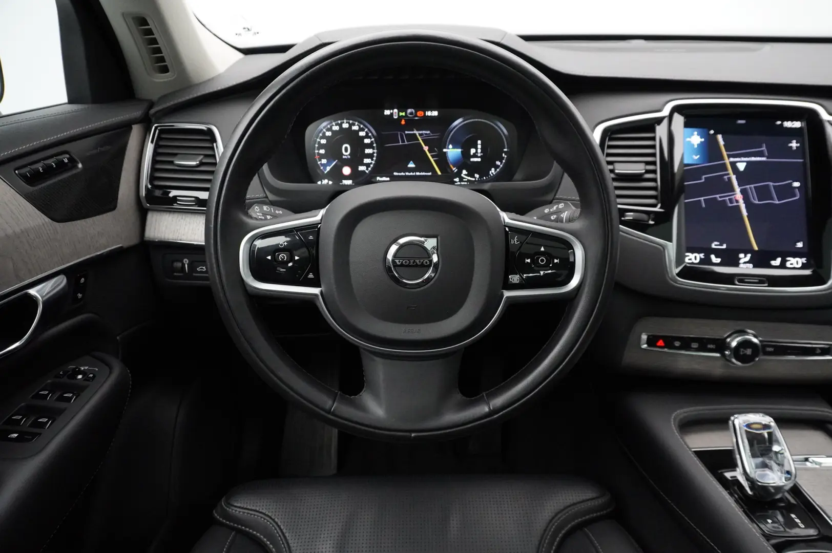 Volvo XC90 T8 Recharge Inscription AWD 455 CP