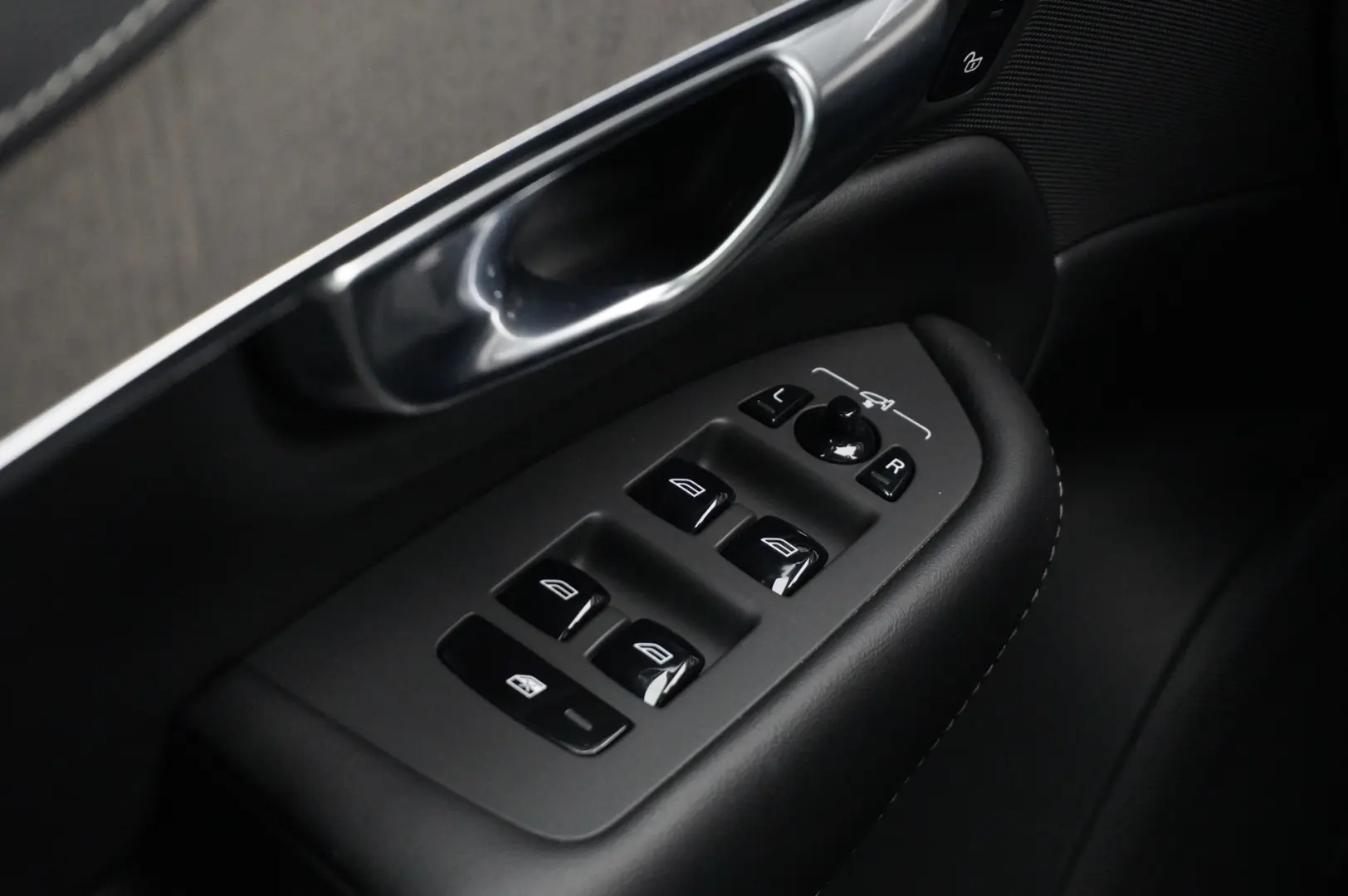 Volvo XC90 T8 Recharge Inscription AWD 455 CP