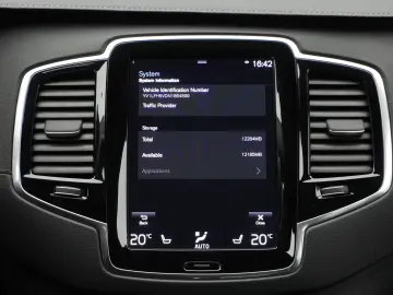 Volvo XC90 T8 Recharge Inscription AWD 455 CP