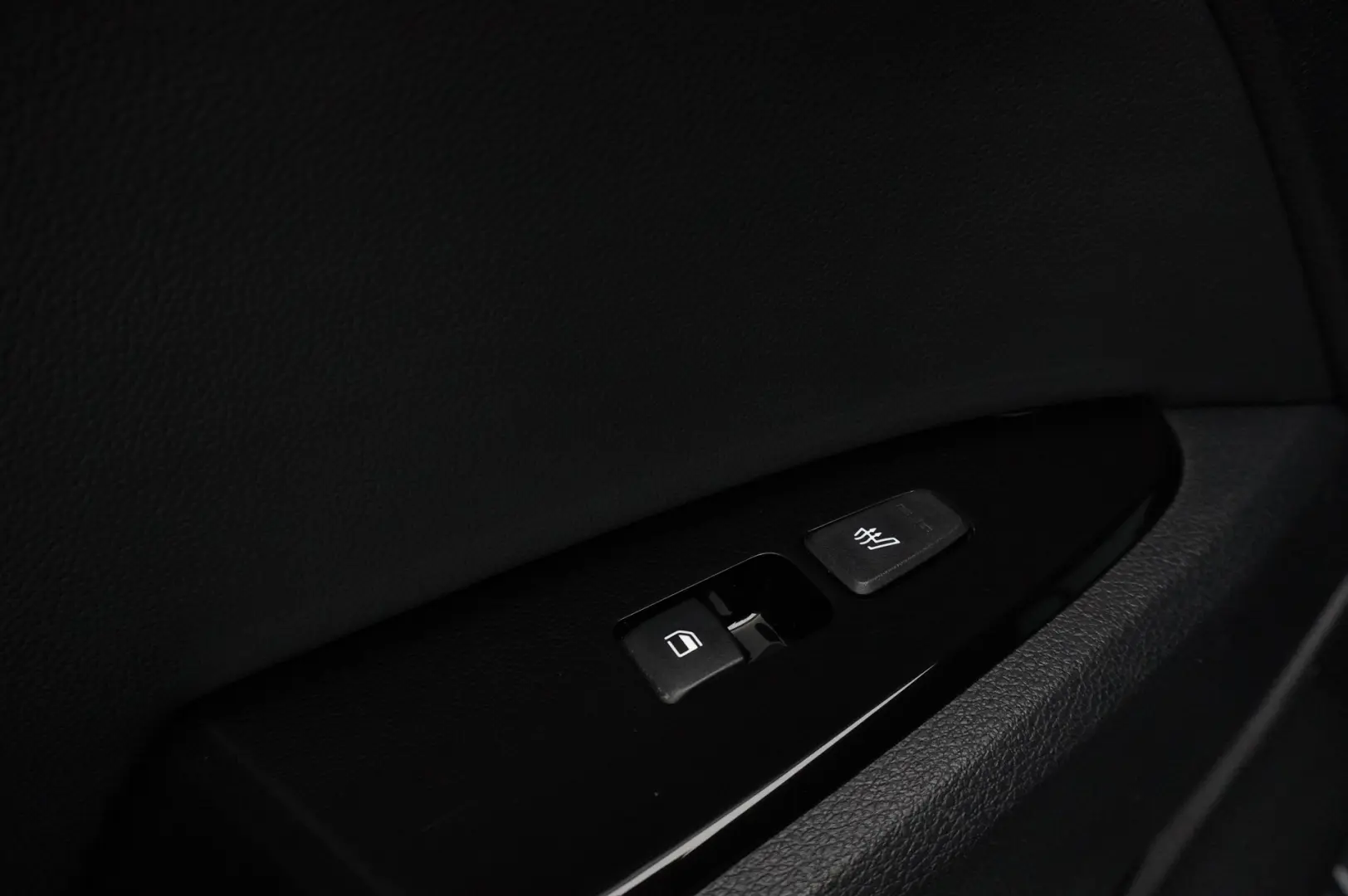 KIA Sportage Design 1.6 T-GDI Hybrid