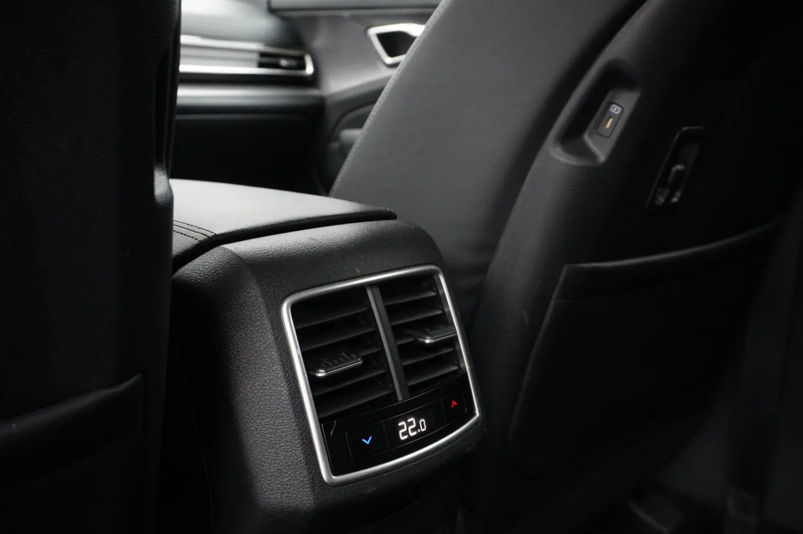 KIA Sportage Design 1.6 T-GDI Hybrid