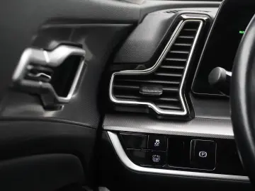 KIA Sportage Design 1.6 T-GDI Hybrid
