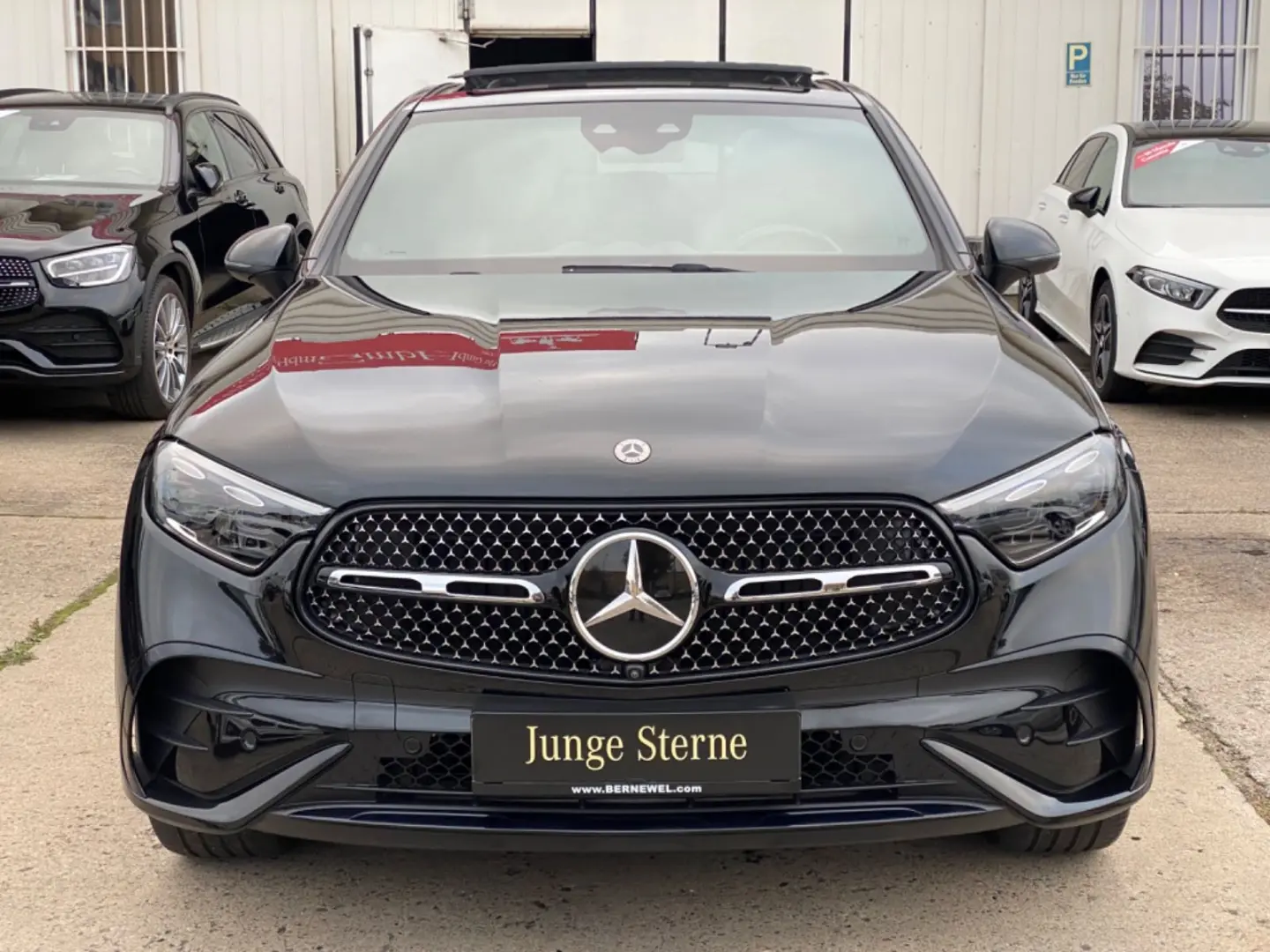GLC300d AMG Coupe 4M_Massage_Digital_HuD_360_Key