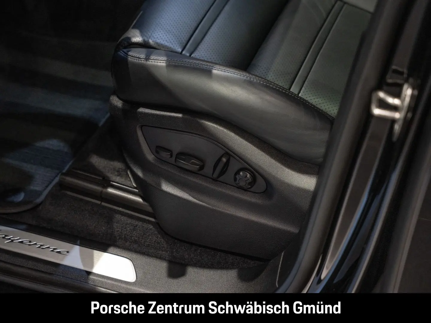 Cayenne E-Hybrid BOSE Rückfahrkamera Panorama