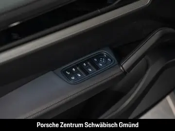 Cayenne E-Hybrid BOSE Rückfahrkamera Panorama