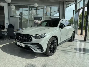 Mercedes-Benz GLC 200 4M AMG Pano AHK Keyless Burmester
