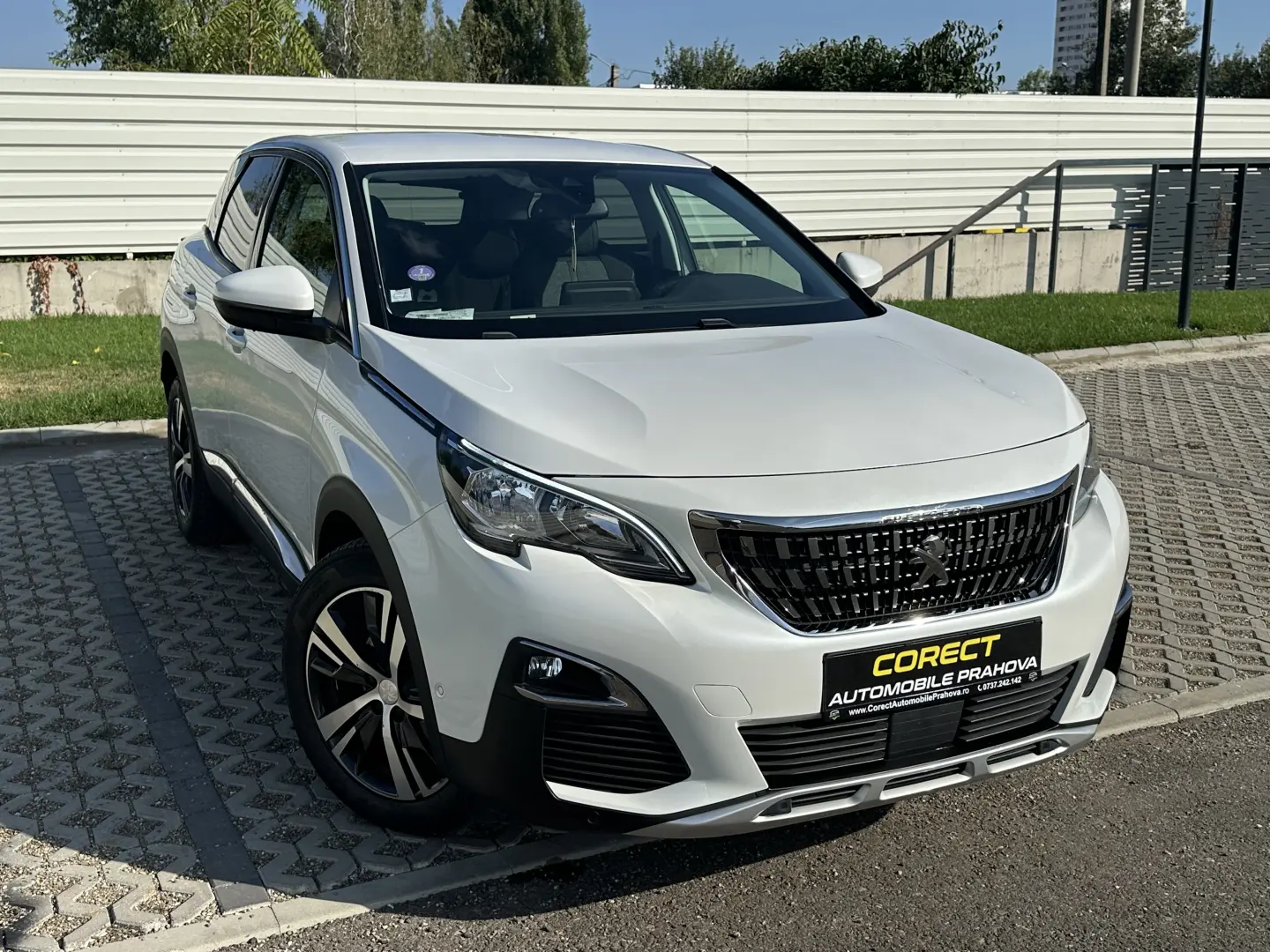 Peugeot 3008 / 2018 / cutie automata / 100.000 km