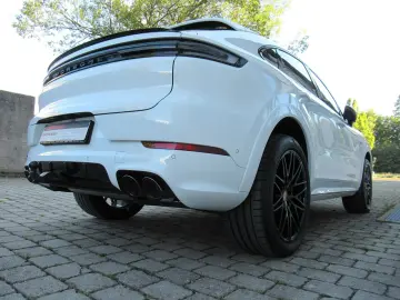 Porsche Cayenne NOU COUPE E-H EXCL SPORTDESIG