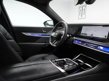 BMW 740d xDrive MHEV