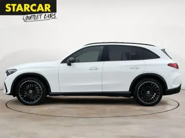 GLC 220d 4MATIC AMG-LINE+PANO+ACC+LED+AHK+KEYLES