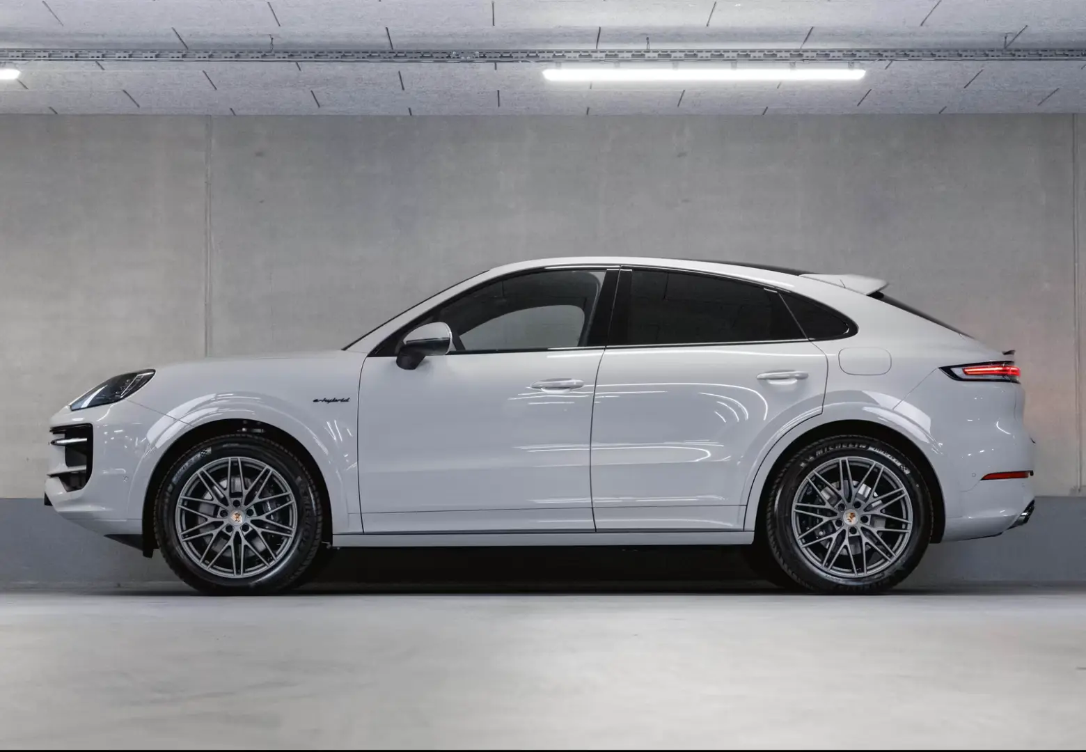 Porsche Cayenne Sistem de evacuare sport E-Hybrid