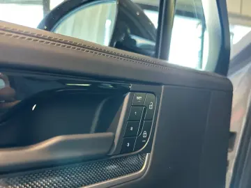 Porsche Cayenne E-Hybrid Coupe/Sistem de evacuare
