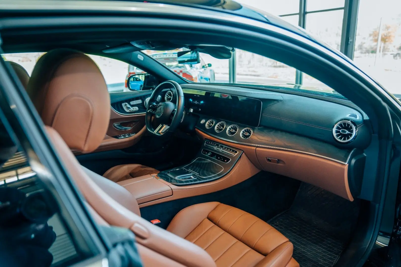 Mercedes-Benz E450 4Matic | Burmester AMG Paket