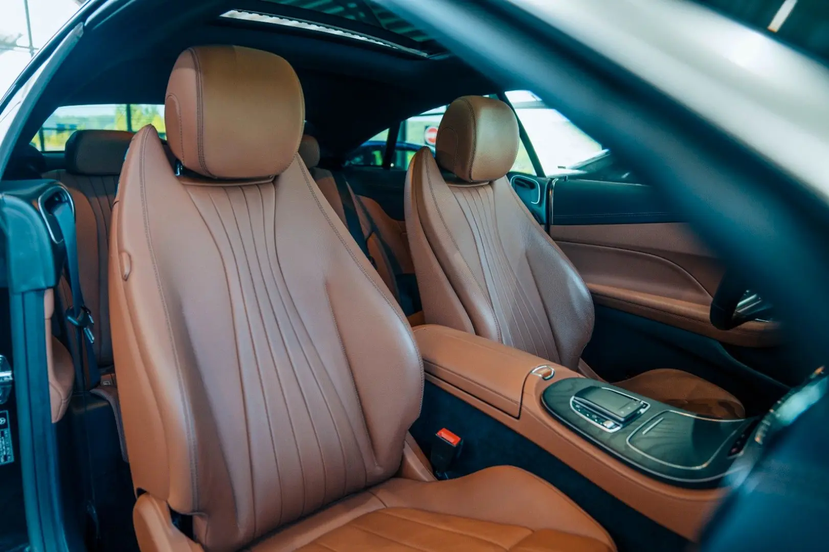 Mercedes-Benz E450 4Matic | Burmester AMG Paket