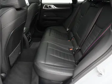 BMW M440i G4C xDrive MHEV