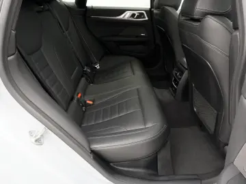 BMW M440i G4C xDrive MHEV