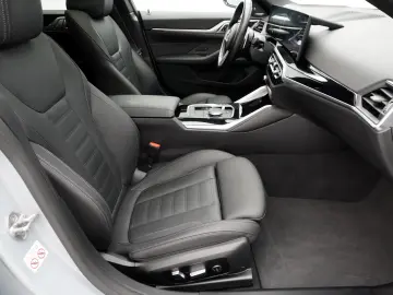 BMW M440i G4C xDrive MHEV