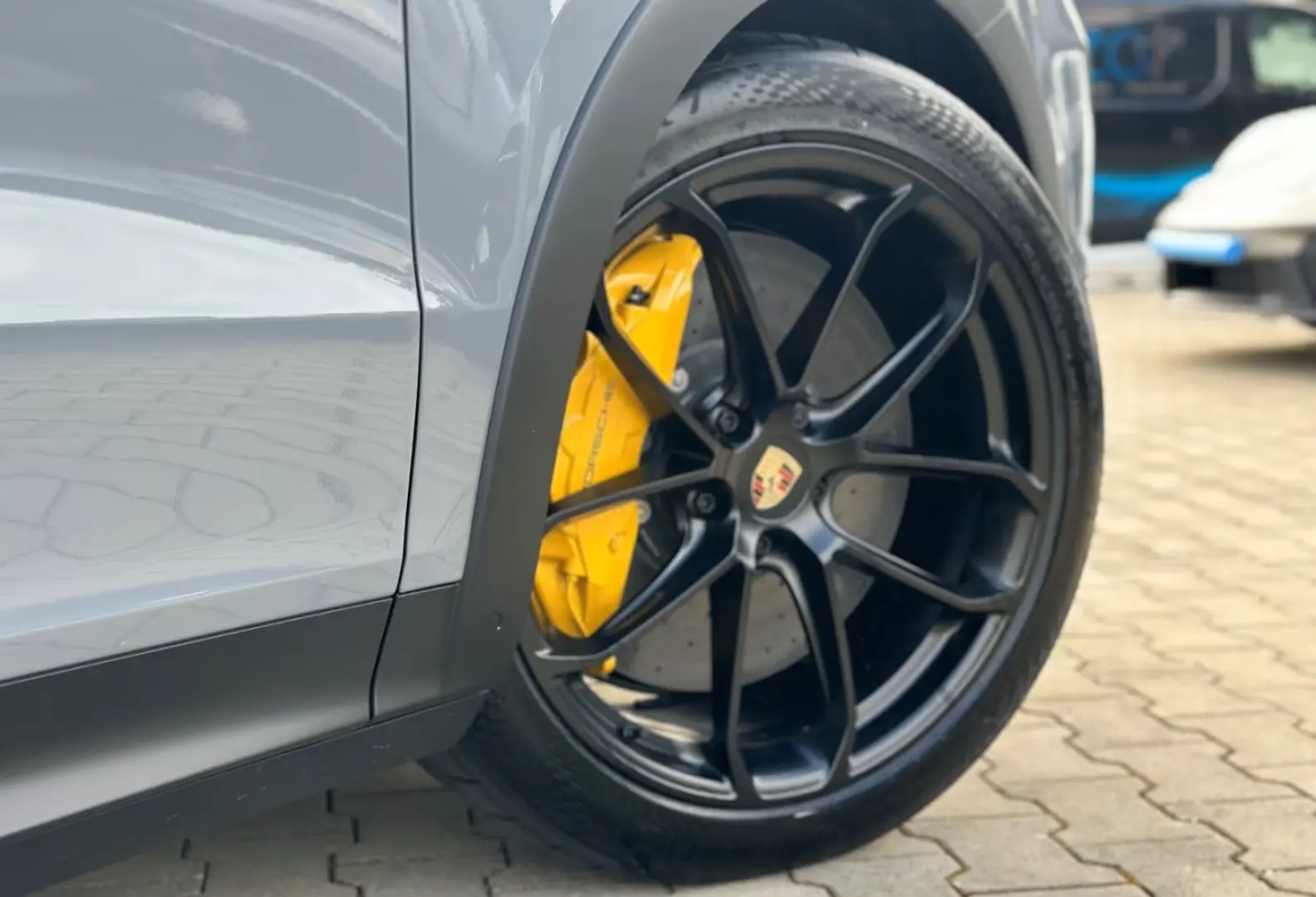 Porsche Cayenne Turbo E-Hybrid Coupe GT-Paket