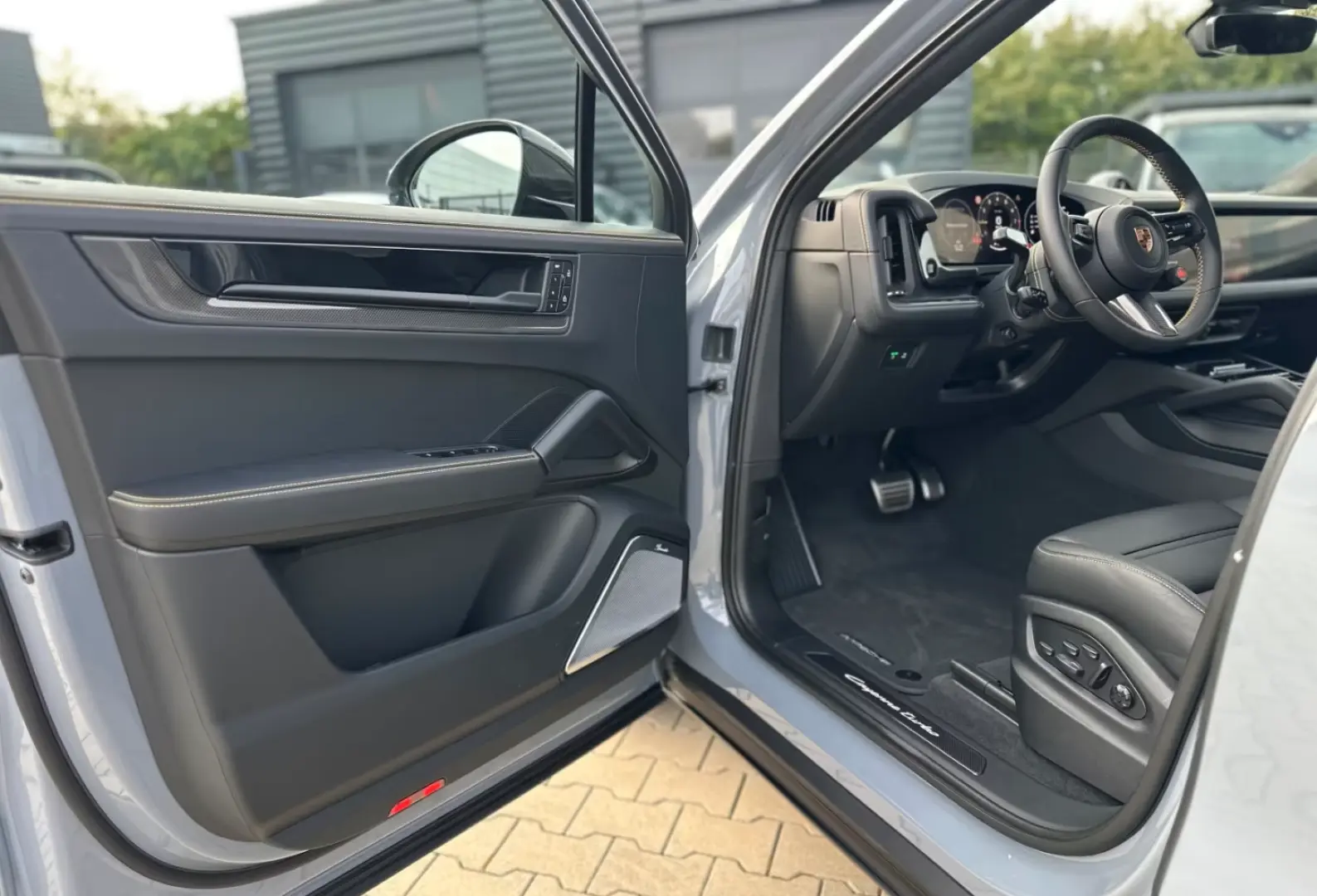 Porsche Cayenne Turbo E-Hybrid Coupe GT-Paket