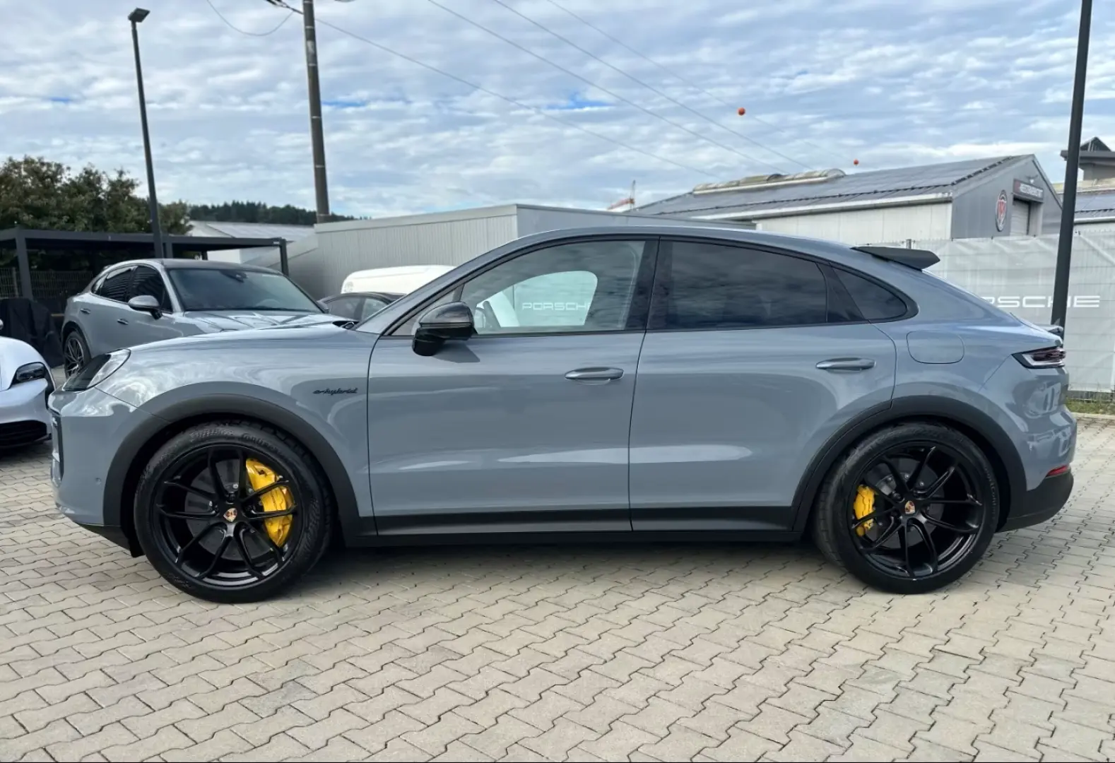 Porsche Cayenne Turbo E-Hybrid Coupe GT-Paket