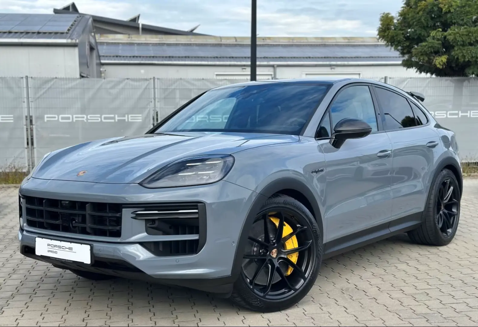 Porsche Cayenne Turbo E-Hybrid Coupe GT-Paket