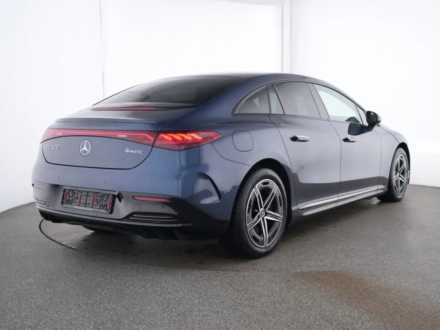 EQE 500 4M AMG-Sport/AIRM/AHK/Night/HA-Len/Memo