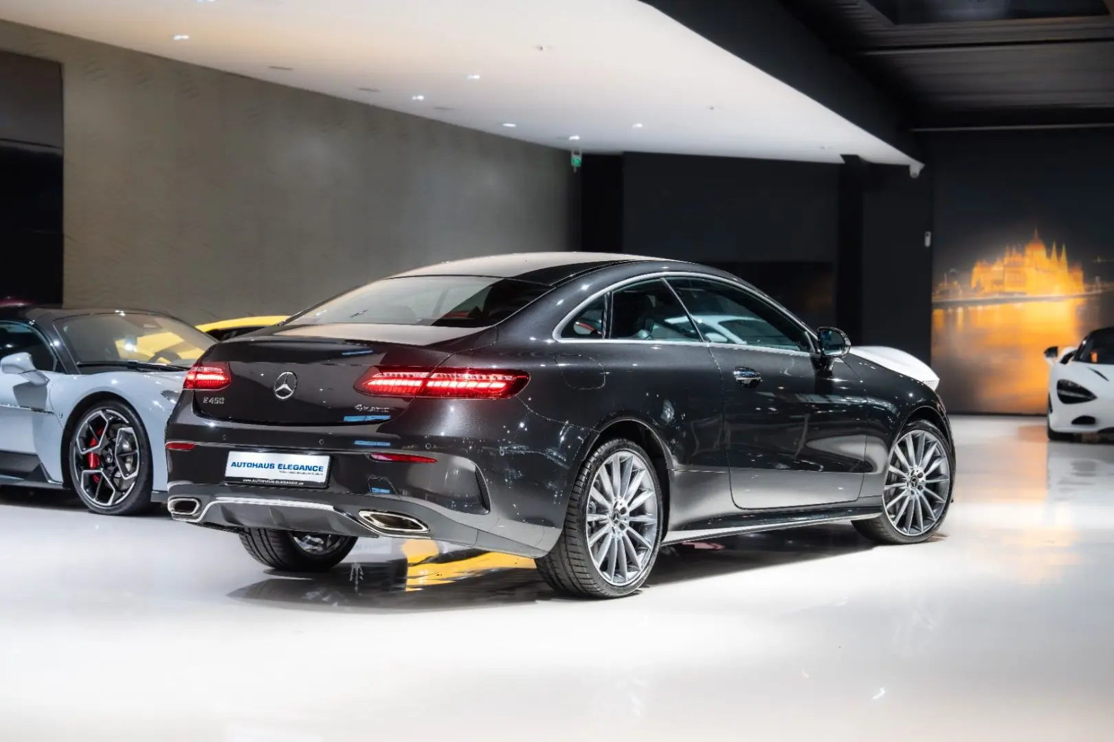 Mercedes-Benz E 450 Coupe 4Mat*AMG-LINE*BURMES*MULTIBEAM