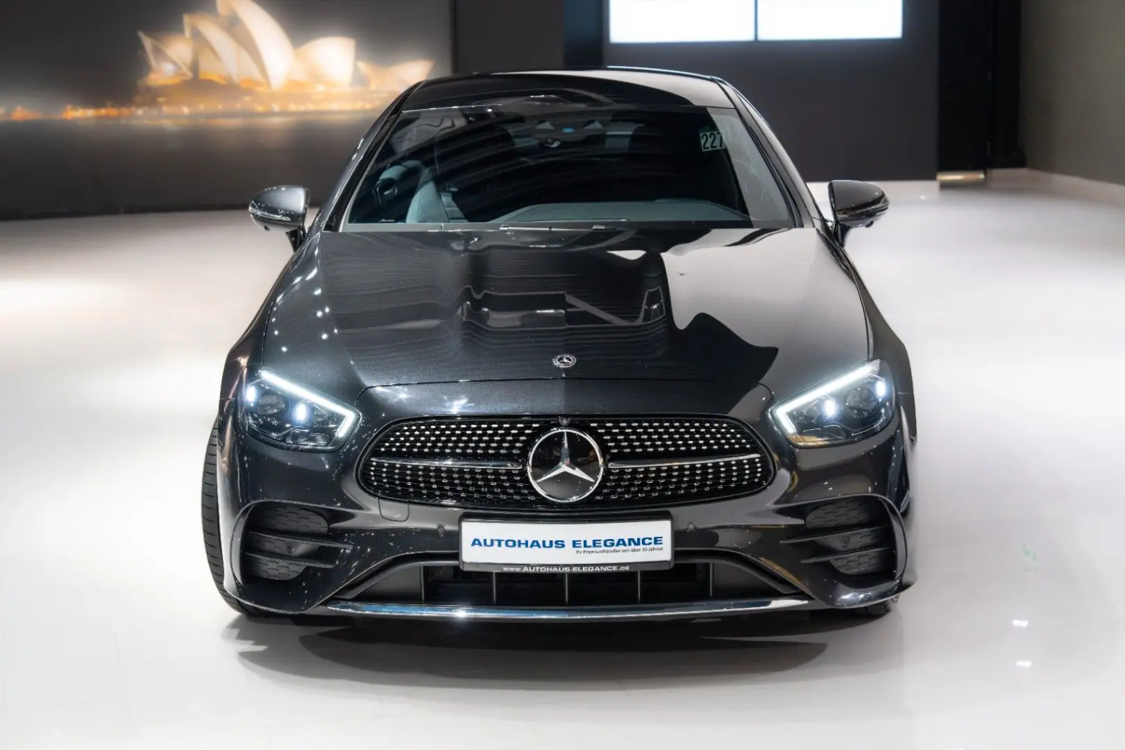 Mercedes-Benz E 450 Coupe 4Mat*AMG-LINE*BURMES*MULTIBEAM