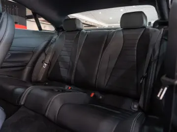 Mercedes-Benz E 450 Coupe 4Mat*AMG-LINE*BURMES*MULTIBEAM