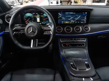 Mercedes-Benz E 450 Coupe 4Mat*AMG-LINE*BURMES*MULTIBEAM