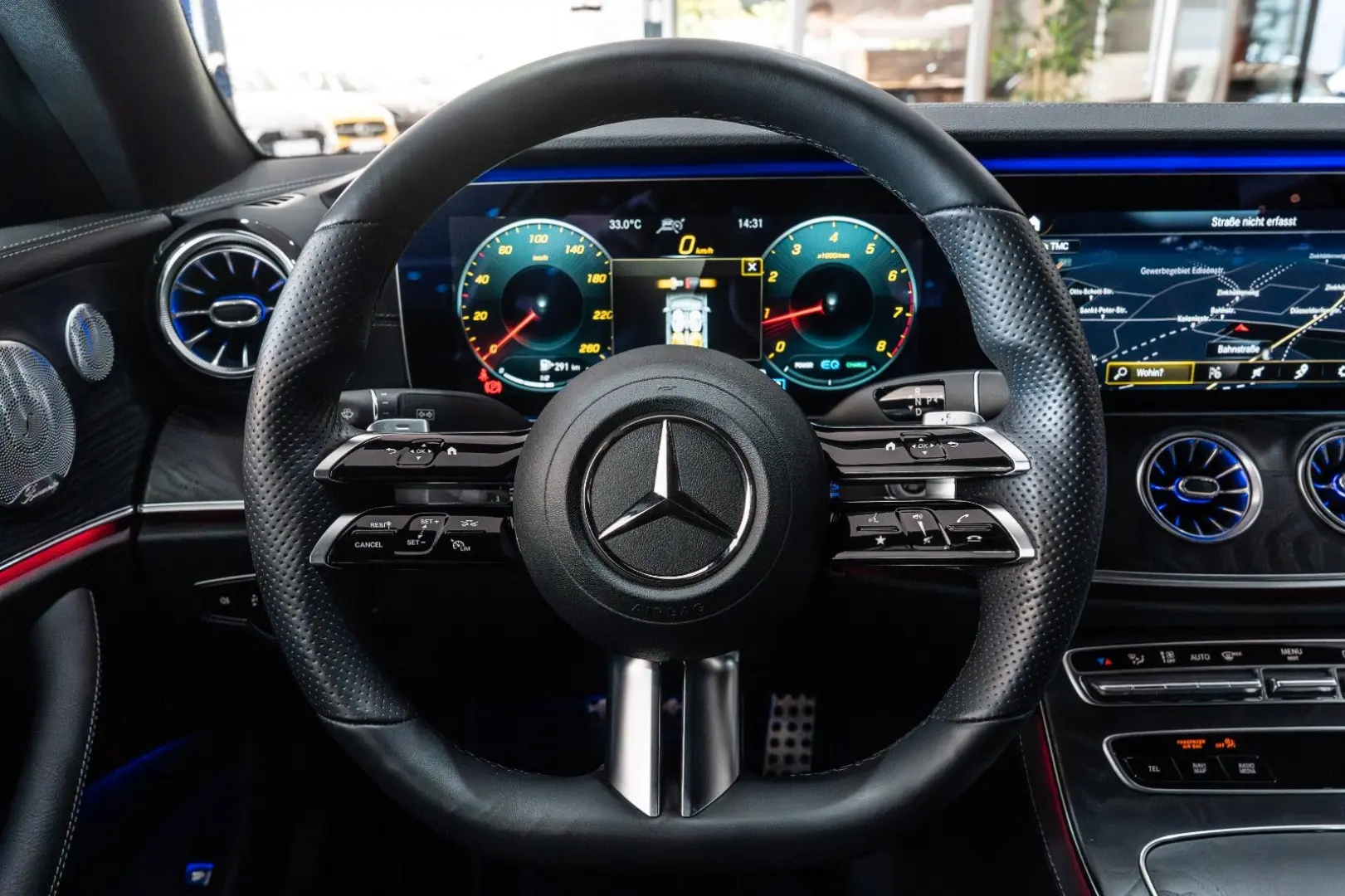 Mercedes-Benz E 450 Coupe 4Mat*AMG-LINE*BURMES*MULTIBEAM