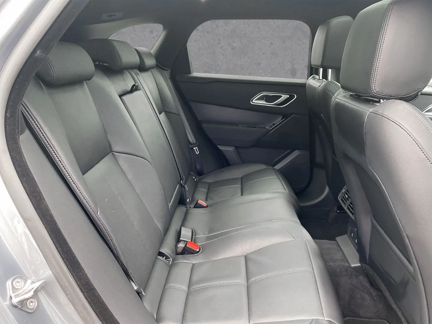 Range Rover Velar D300 Dynamic SE*HuD*PanoSd*Win