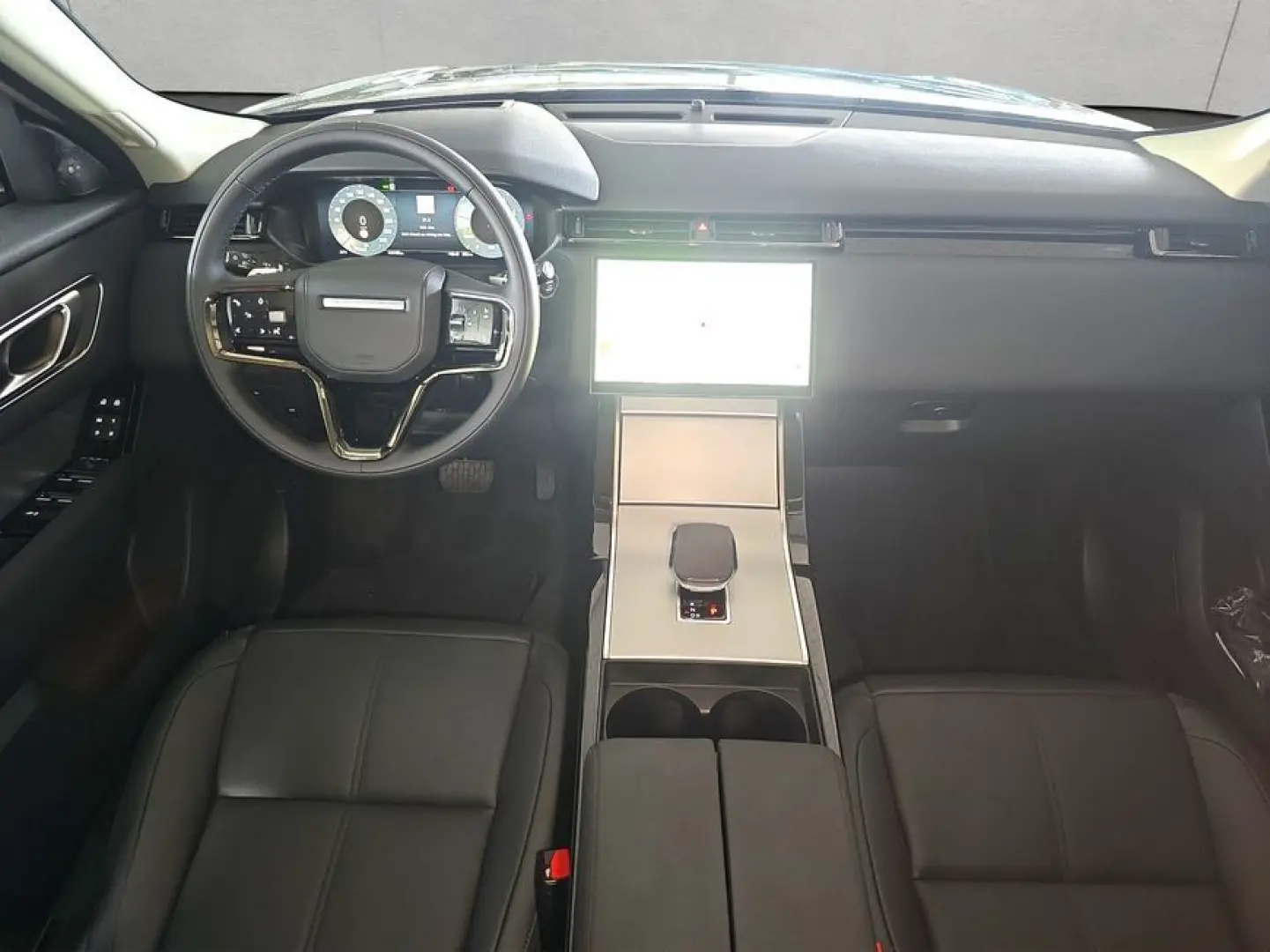 Range Rover Velar P400e S