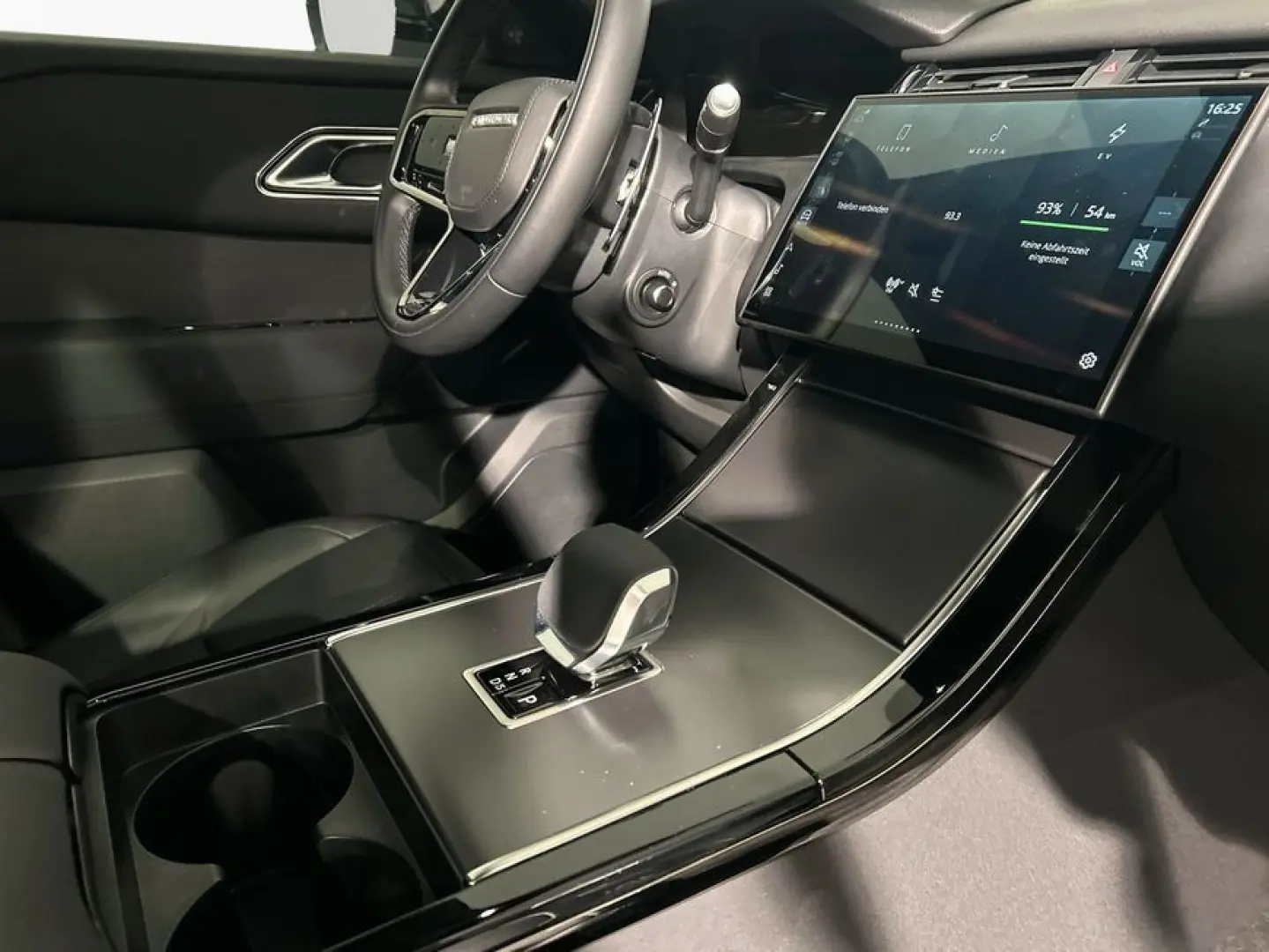 Range Rover Velar P400e Dynamic SE