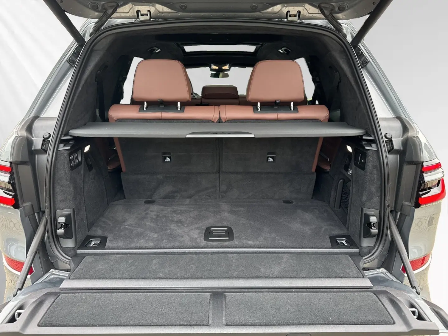 X7 M60i xDrive M Sport Pro|AHK|SkyLounge|DA-Prof