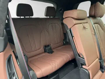 X7 M60i xDrive M Sport Pro|AHK|SkyLounge|DA-Prof