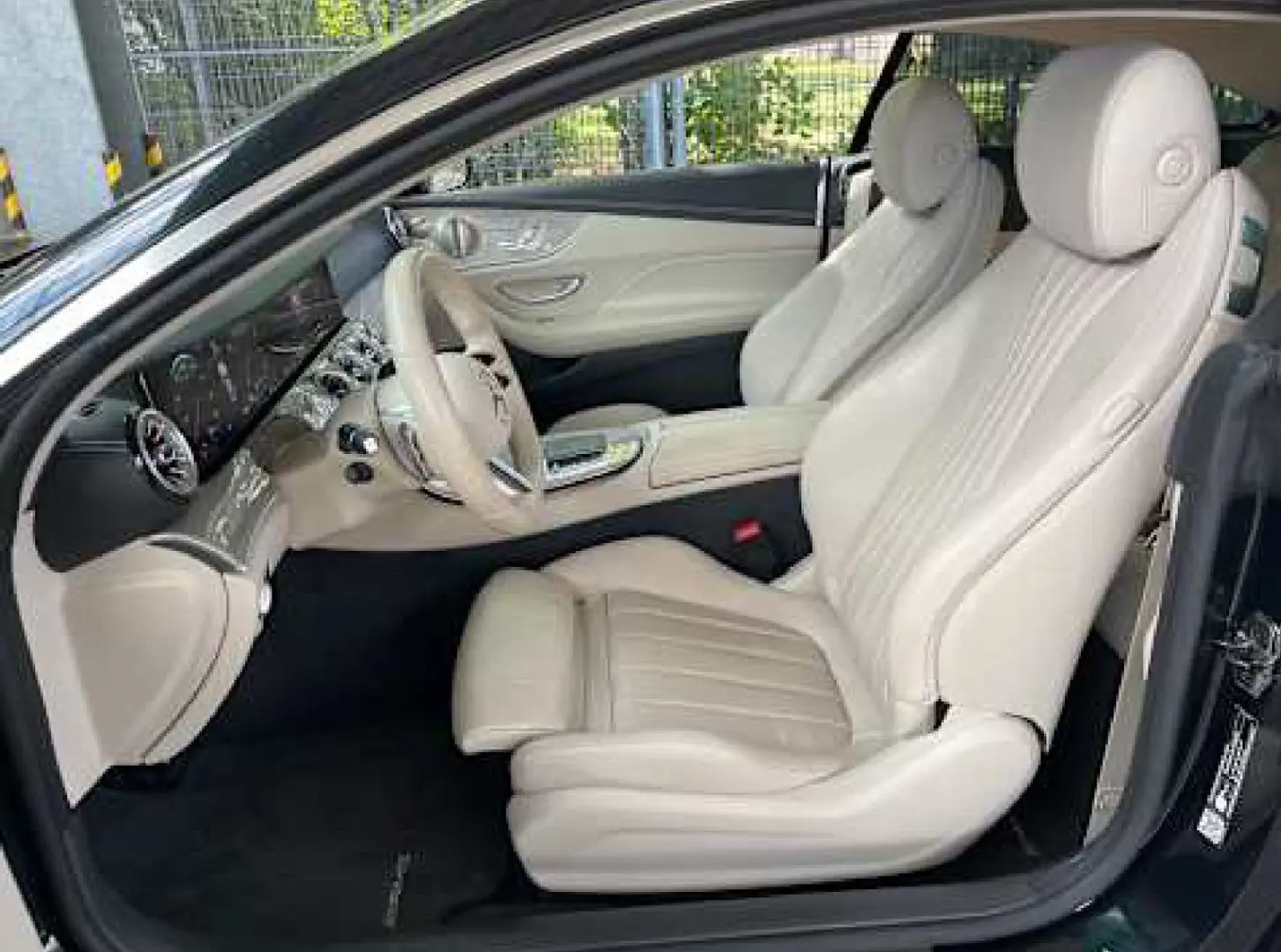 Mercedes-Benz E450 COUPE/AMG/4MATIC/PANO/BURM/