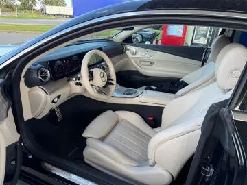 Mercedes-Benz E450 COUPE/AMG/4MATIC/PANO/BURM/
