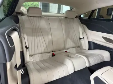 Mercedes-Benz E 450 Coupe 4M 9G*AMG*PANO*BURMESTER