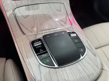 Mercedes-Benz E 450 Coupe 4M 9G*AMG*PANO*BURMESTER