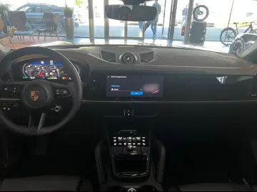 Porsche Cayenne E-Hybrid Coupe HA