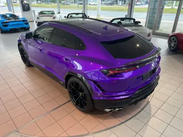 Urus S  AKRAPOVIC/ANIMA/CARBON