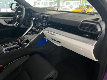 Urus S  AKRAPOVIC/ANIMA/CARBON