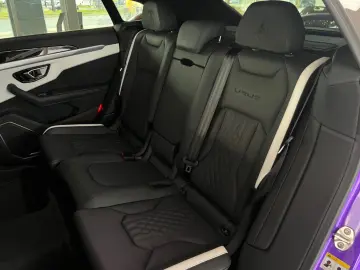 Urus S  AKRAPOVIC/ANIMA/CARBON
