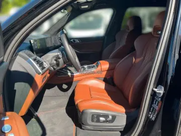 X7 M60i xDrive 22