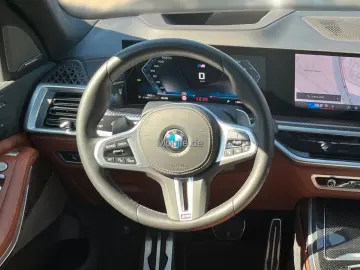 X7 M60i xDrive 22