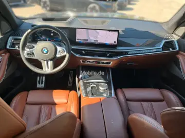 X7 M60i xDrive 22